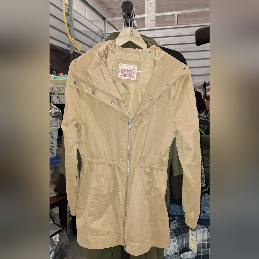 Levi's Gold Hooded Rain Coat NWT